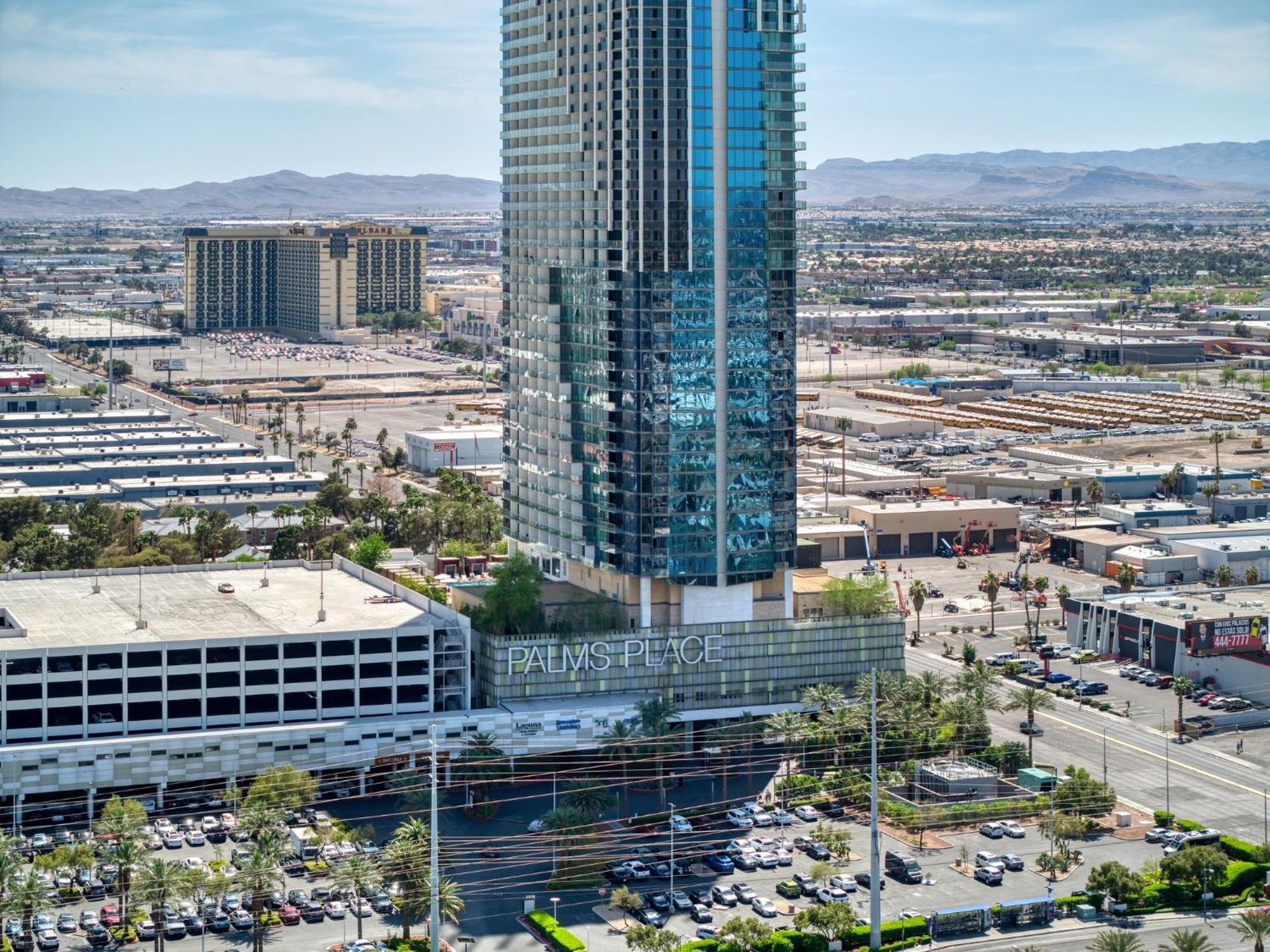 Palms Place Hotel By Zelloo Las Vegas Dış mekan fotoğraf